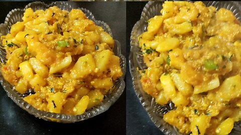 [subtitles] Aloo andey ka salan | Potatoes and Eggs Curry by Cooking With Hira آ لو انڈے کا سالن