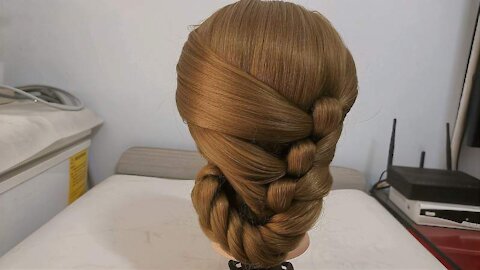 Noble and elegant hairstyle that can be finished quickly