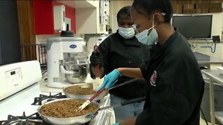 Bay View High School seniors pass ServSafe exam, advance in culinary field
