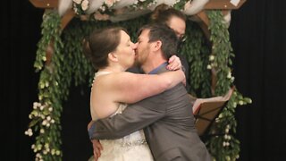 Dozens get married at Lakefront Brewery on Valentine's Day