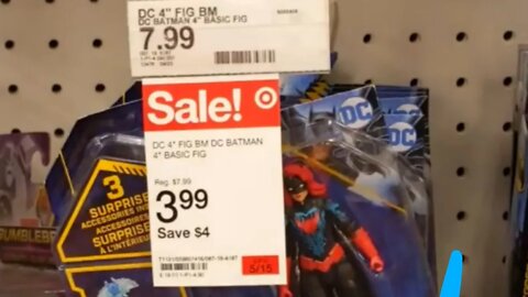 DC Heroes Unite and Caped Crusader Figure 50% off at Target! *Rodimusbill Toy Sighting*. #short