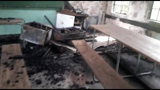 SOUTH AFRICA - Durban - School classrooms torched (Video) (qSC)