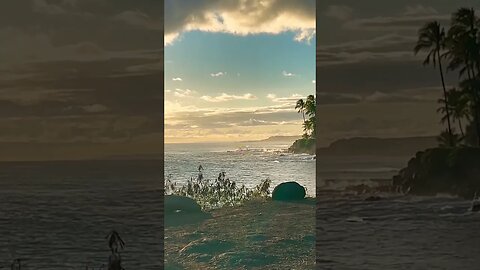 ISLAND OF NI’IHAU AS SCENE FROM POʻIPŪ, KAUA’I SHORELINE