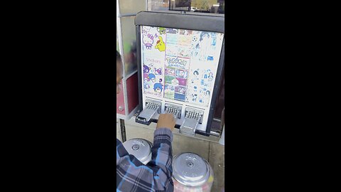 Pokémon card Vending Machine #pokemonfan #yugiohcards #vendingmachine #pokemongoar