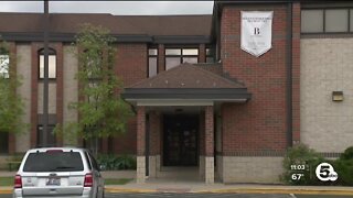 Lorain mother upset after 5-year-old left elementary school unattended