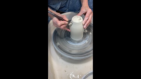 Using the right tools to trim porcelain clay with
