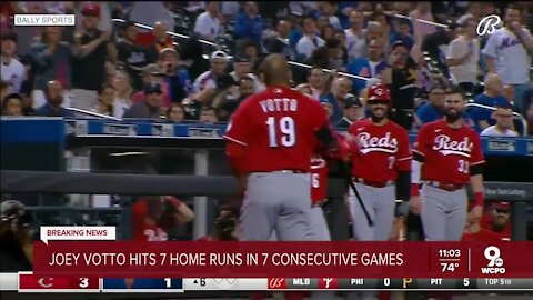 Reds slugger Joey Votto hits home runs in 7 straight games