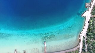 Majestic lake in Greece resembles tropical paradise