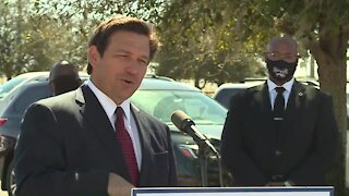 DeSantis picks Buccaneers to win Super Bowl