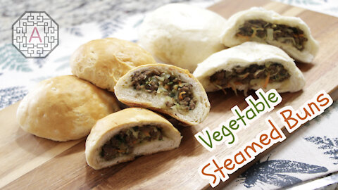 Korean Steamed Buns with Vegetables and Meat (YaChae HoBbang, 야채 호빵) | Aeri's Kitchen