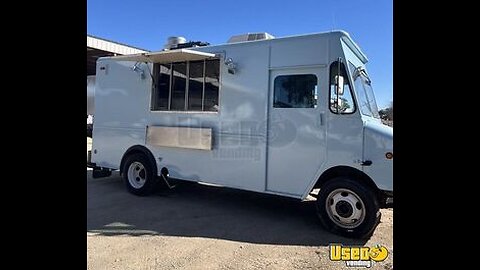 Newly Painted - GMC Step Van Kitchen Food Truck | Mobile Kitchen Unit for Sale in Texas