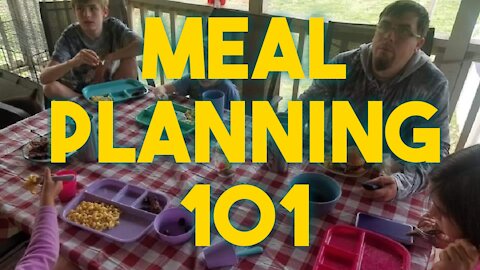 How We Feed Our Family of 6 On $300 Per Month: Meal Planning 101