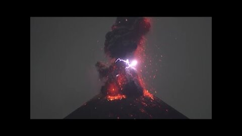 Hypnotizing and rare occurrence of volcano eruption at Indonesia