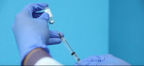 Moderna vaccine gets approval, Nevada first responders wait for immunizations