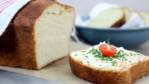 You Don't Have To Worry About Cleaning The Dishes Again With This Amazing Bread Recipe