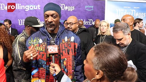 Snoop Dogg at The Underdoggs movie premiere