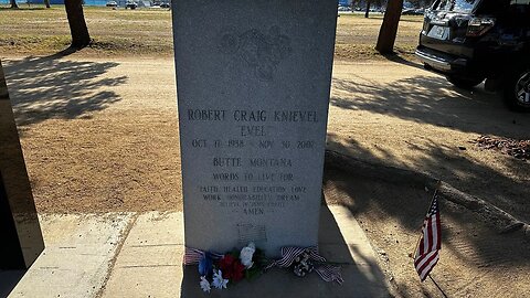 Evel Knievel & Robbie Knievel graves