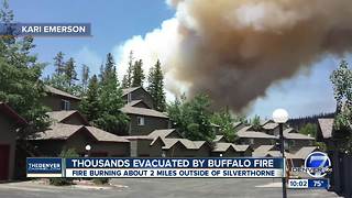 Thousands forced to evacuate as Buffalo Fire burns near Silverthorne