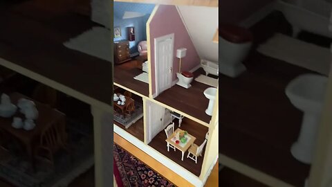 1940s style family 🏠 home, minature, w/ furniture 🪑