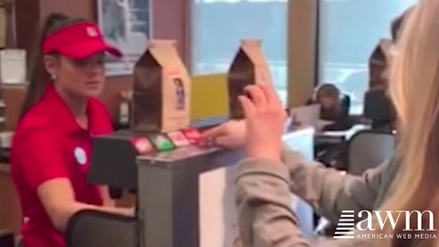 Chick-fil-A Worker Doesn’t Realize Mom Is Recording, Captures What She Does To Her Daughter