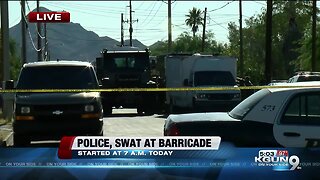 Tucson SWAT respond to barricade situation on south side, suspect in custody