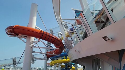 Wonder of the sea Slide #cruise #cruiseship #cruiselife #cruiser #royalcaribbeancruise #caribbeansea