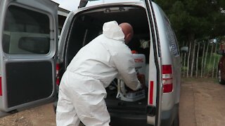 SOUTH AFRICA - Plettenberg Bay - Plettenberg Bay Christian School decontaminated (Video) (QmW)