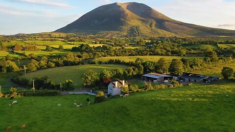 Irish Instrumental Music with scenes of Ireland.