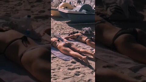 dubai 😋 marina beach hot girls #youtubeshorts #viral #trending #dubai
