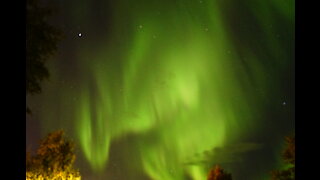 Beautiful Northern Lights (Aurora Borealis) Chasing Tour in September in Fairbanks, Alaska
