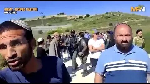 Israeli settlers raid Palestinian village
