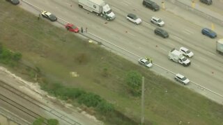 Pedestrian killed along Interstate 95 in Lantana