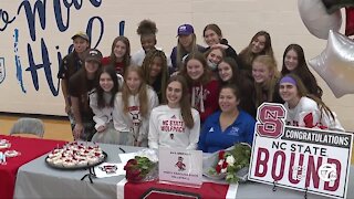Marian volleyball celebrates national signing day