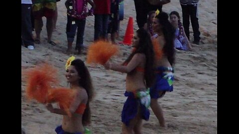 Hawaiian booty shaking Laguna Beach Dancing