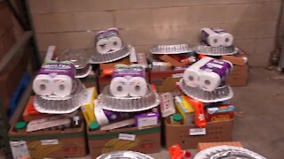 Okemos grocery store is putting the 'giving' in Thanksgiving