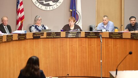 Lansing City Council overrides mayor’s veto to 2024 budget
