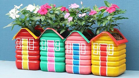 "DIY: Transform Plastic Bottles into a Stunning Home Garden 🏡🌺" || diycore