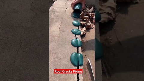 roof crack fixing #trending #viral #ytshorts #tricks #craft #bollywoodnews #follow #fyp #tiktok