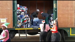SOUTH AFRICA - Johannesburg - Delivering Happiness to Diepsloot (Video) (s9C)