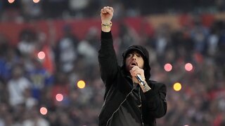 Eminem to be inducted in Rock and Roll Hall of Fame