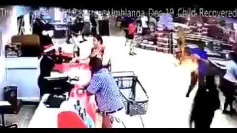 WATCH VIDEO: 2-year-old Child grabbed from trolley in mall