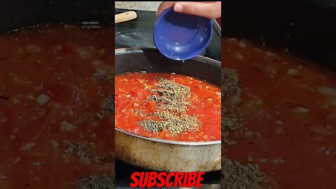Easy mozzarella sticks with marinara sauce 😋
