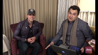 Dustin Lynch answers fan questions on Facebook Live | Rare Country