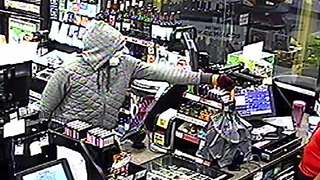 Masked gunmen rob Circle K in Phoenix