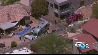 RV crashes into Fountain Hills pool