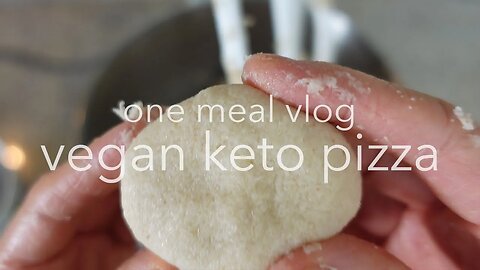 Vegan keto pizza lunch - One meal vlog #ASMR