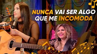 como a ALEXIA fica com as comparações com a MARÍLIA MENDONÇA?