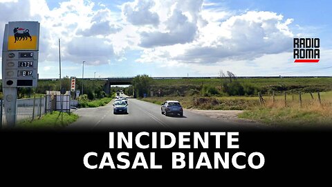 Motociclista perde la vita contro autocarro