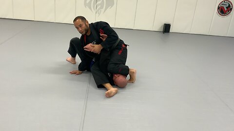 Surprise Armlock Finish from Mount on the Way to Traditional Armbar in Brazilian Jiu-Jitsu