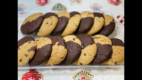 The Best Brownie Chocolate Chip Cookies | Holiday Cookies
